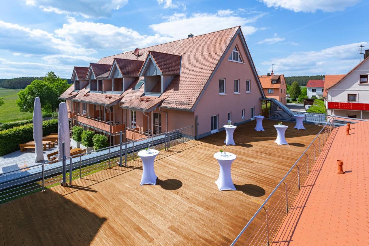 Acantus Hotel Weisendorf Dış mekan fotoğraf